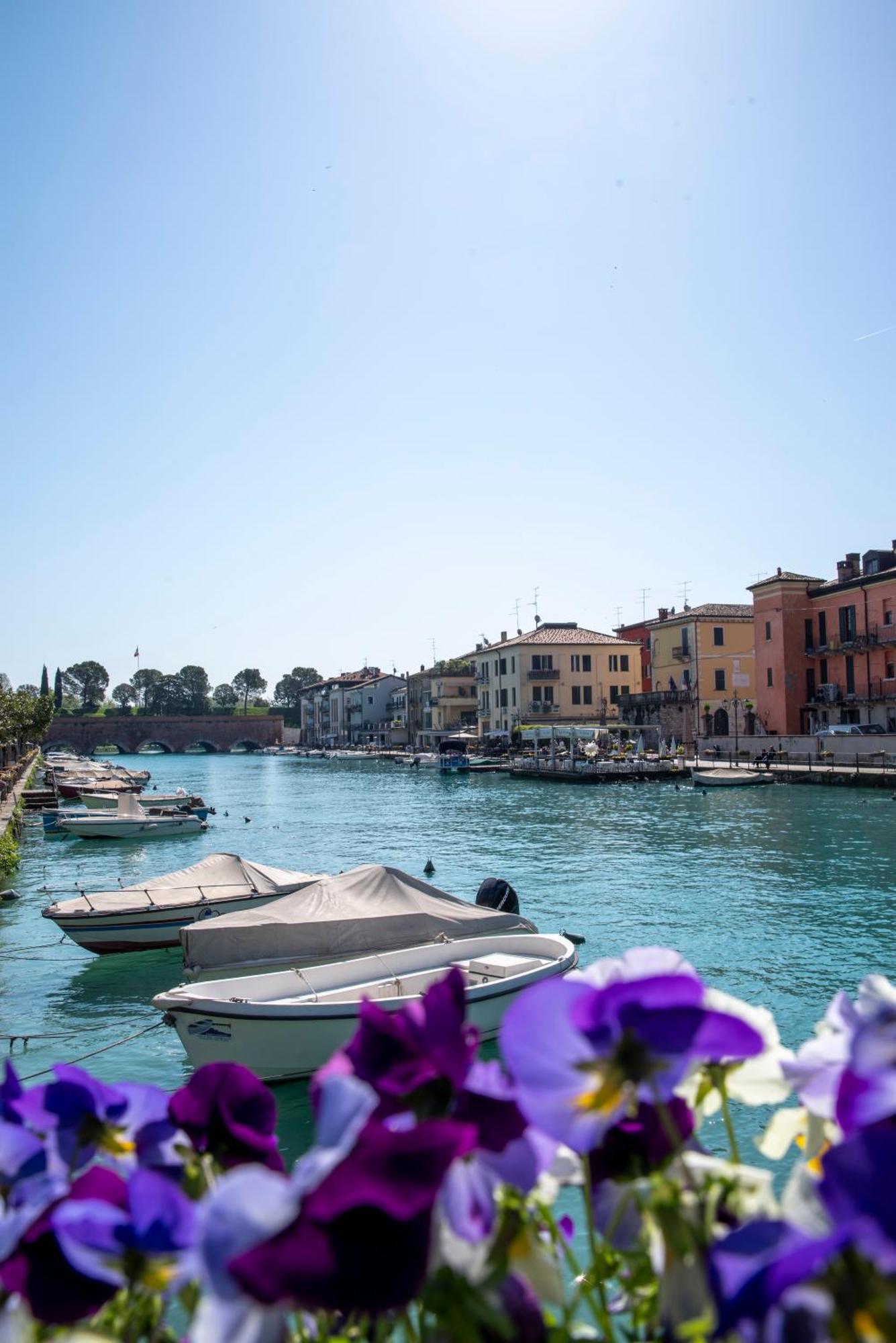 Palazzo Cordigero - Apartments بسكييرا ديل غاردا المظهر الخارجي الصورة