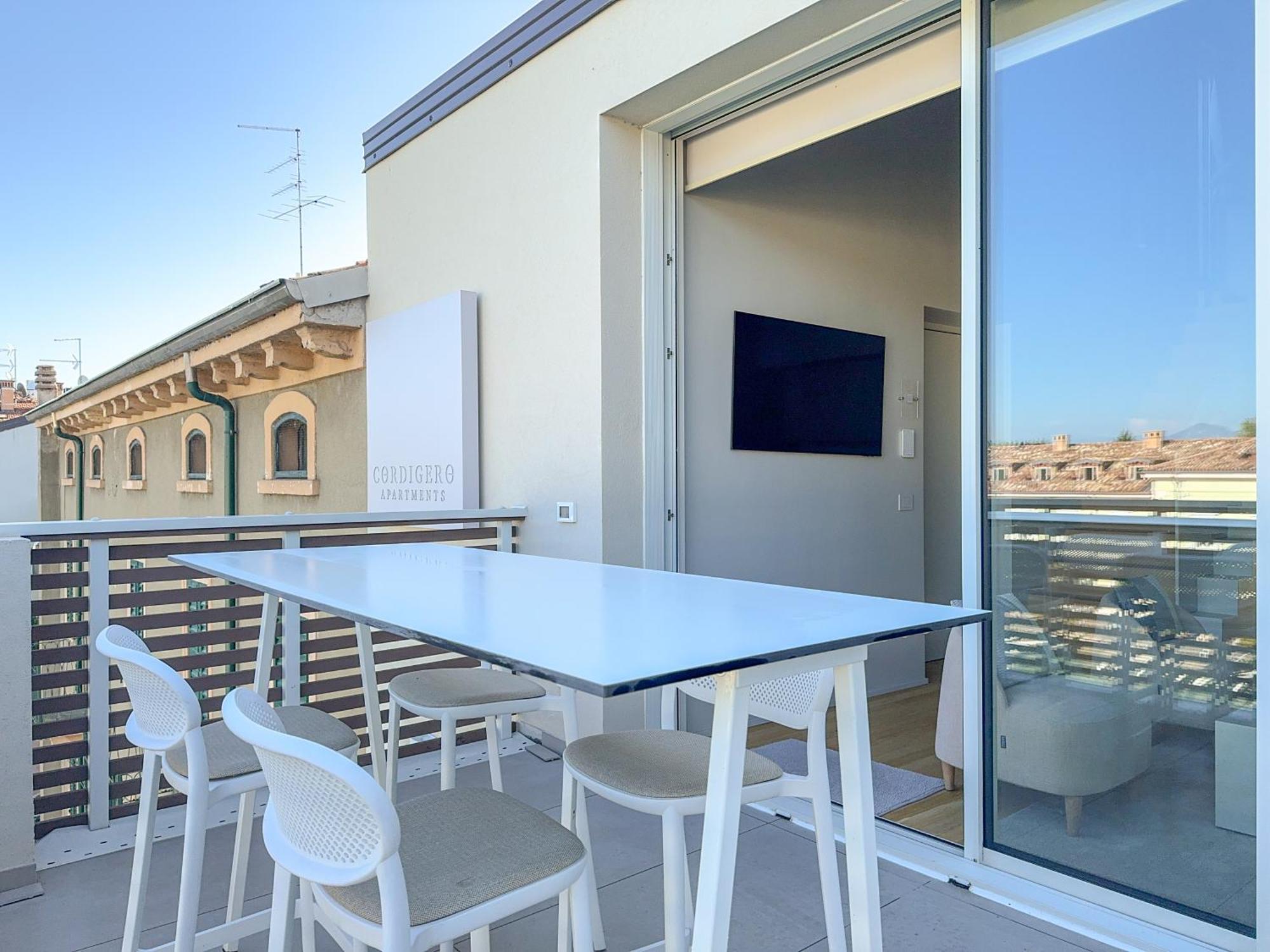 Palazzo Cordigero - Apartments بسكييرا ديل غاردا المظهر الخارجي الصورة