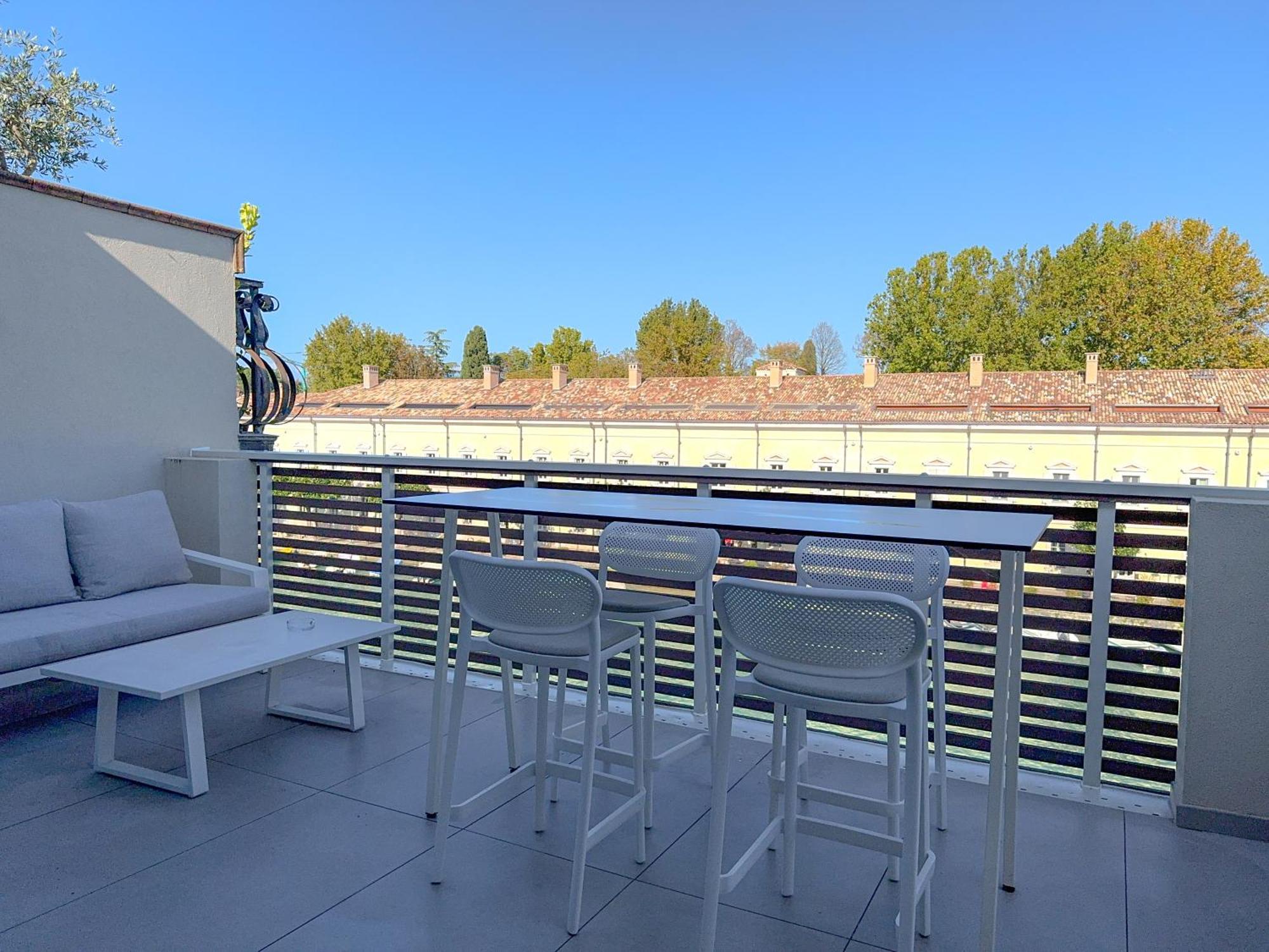 Palazzo Cordigero - Apartments بسكييرا ديل غاردا المظهر الخارجي الصورة