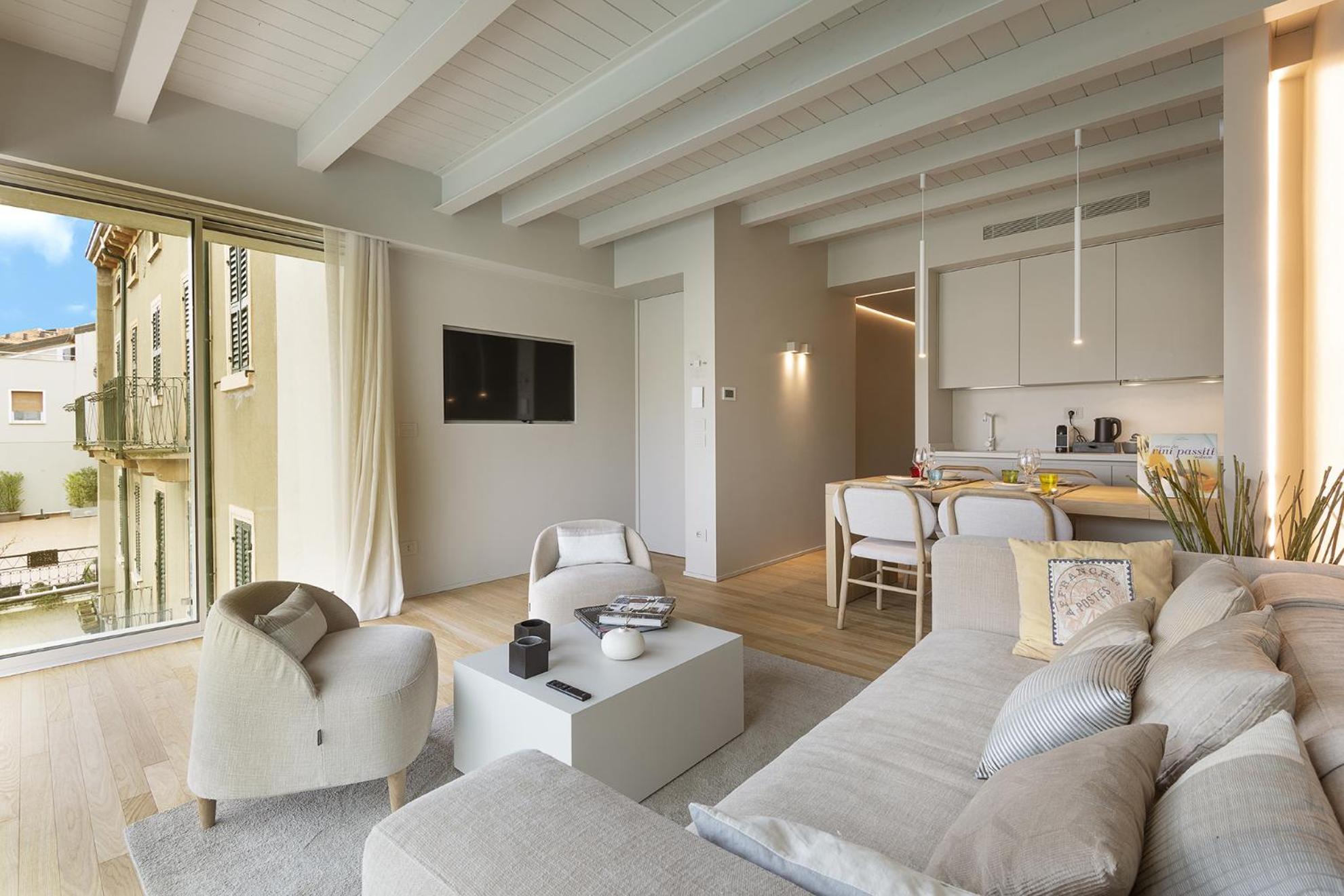 Palazzo Cordigero - Apartments بسكييرا ديل غاردا المظهر الخارجي الصورة